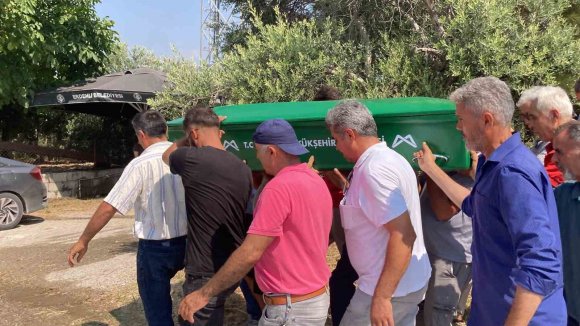 MERSİN’DEKİ KASKLI DEHŞETTE HAYATINI KAYBEDEN YAŞLI ADAM TOPRAĞA VERİLDİ
