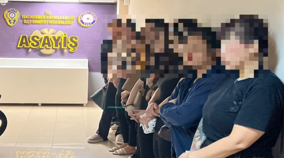 HATAY’DA SPA VE MASAJ SALONLARINDA KAÇAK ÇALIŞTIRILAN 9 KADIN HAKKINDA İŞLEM YAPILDI