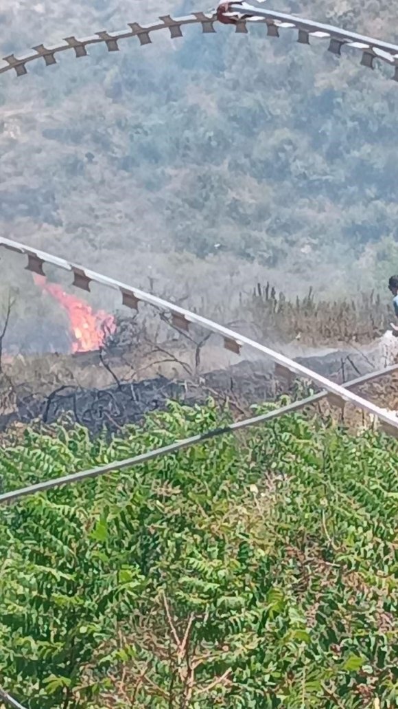 SURİYE SINIRINDA ÇIKAN YANGINA HIZLI MÜDAHALE