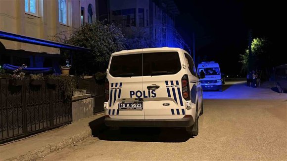BURDUR’DA HABER ALINAMAYAN ADAM EVİNDE ÖLÜ BULUNDU