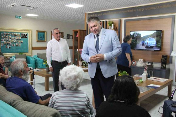 MERSİN’DE YAŞ ALMIŞ VATANDAŞLARLA GÖNÜL BULUŞMASI