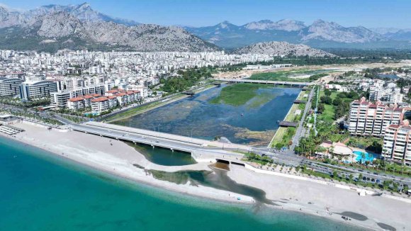 BOĞAÇAYI SUCUL OTLARLA KAPLANDI, "CARETTA" VE "MAVİ YENGEÇ" GÖREVE BAŞLADI