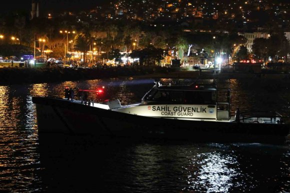 ALANYA’DA DENİZDE KAYBOLAN 19 YAŞINDAKİ GENCİN CANSIZ BEDENİ BULUNDU