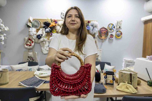 HOBİ OLARAK BAŞLADI, KENDİ MARKASINI KURMA YOLUNDA İLK ADIMI ATTI