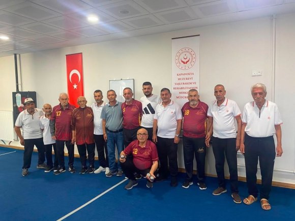 ADANA’DAKİ HUZUREVİ SAKİNLERİ KAPADOKYA’YI GEZDİ