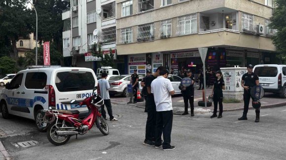 ADANA’DA FURKAN VAKFI’NA YÖNELİK OPERASYON: POLİS ALPARSLAN KUYTUL’UN EVİNDE ARAMA YAPIYOR
