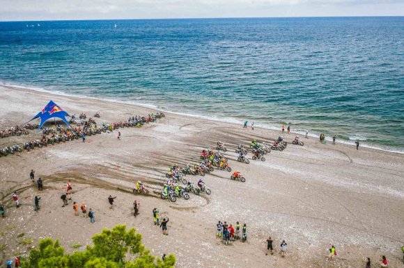 SEA TO SKY, DÜNYANIN ÖNDE GELEN HARD ENDURO SPORCULARINI KEMER’DE AĞIRLAYACAK