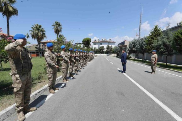VALİ MASATLI, DÖRTYOL’DA KOMANDOLARLA BİR ARAYA GELDİ