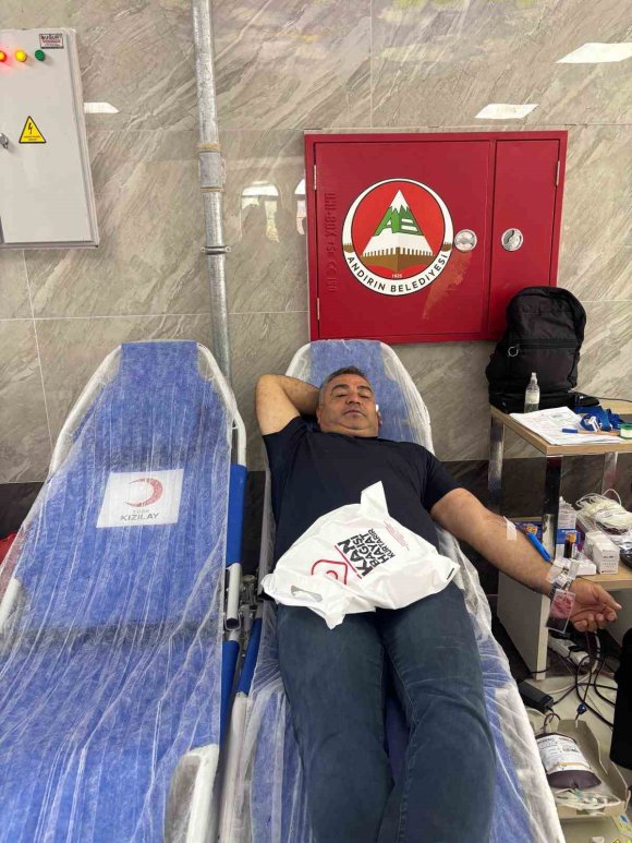 ANDIRIN’DA MUHTARLARDAN KIZILAY’IN KAN BAĞIŞI KAMPANYASINA DESTEK
