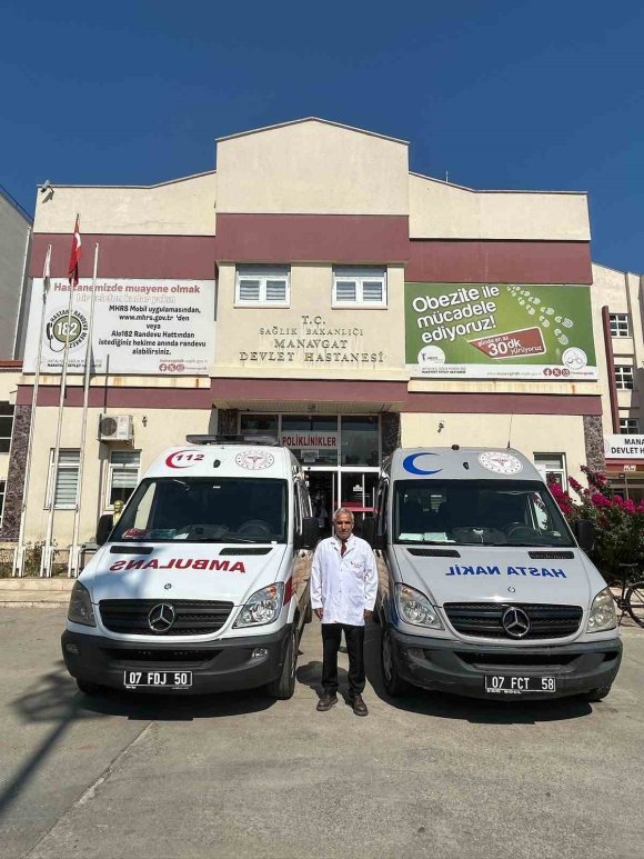 EVDE SAĞLIK HİZMETLERİNE 2 YENİ AMBULANS TAKVİYESİ