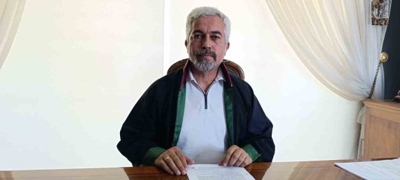 ÖĞRETMEN AYLA KARA’NIN AİLESİNDEN, OKULA SALDIRAN ÖĞRENCİNİN AİLESİNE 5 MİLYON 100 BİN LİRALIK TAZMİNAT DAVASI