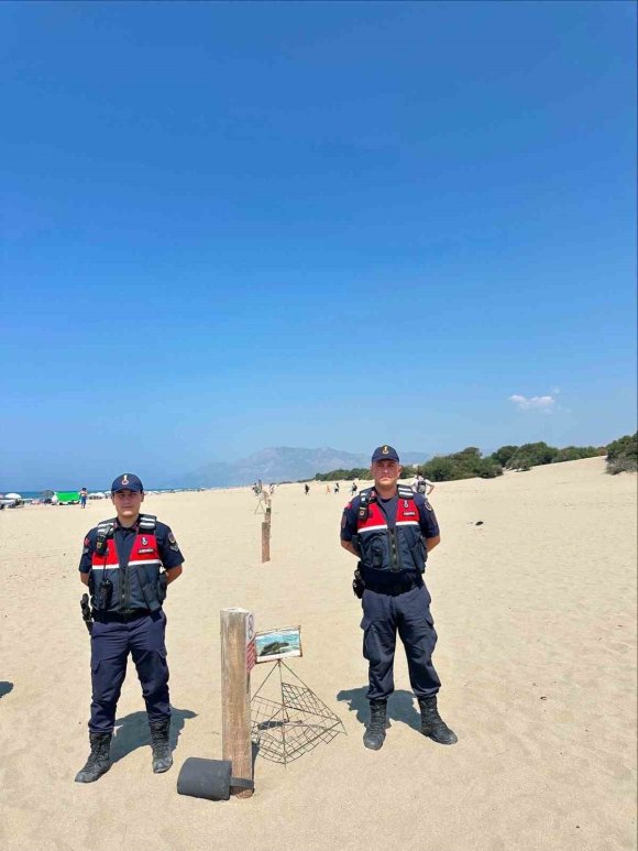 KAŞ’TA CARETTA CARETTA YUVALAMA ALANLARI JANDARMA KORUMASINDA