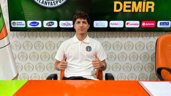 ALANYASPOR, EMRE DEMİR İLE 3 YILLIK SÖZLEŞME İMZALADI