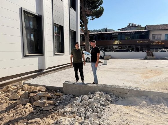 YAYLADAĞI’NDA MESLEK YÜKSEKOKULUNDA ÇALIŞMALAR SÜRÜYOR