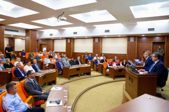 MERSİN’DE AKDENİZ MEYVE SİNEĞİ İLE MÜCADELE TOPLANTISI