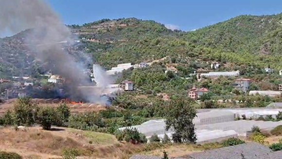 HELİKOPTER PİLOTUNUN DİKKATİ SAYESİNDE YANGIN BÜYÜMEDEN SÖNDÜRÜLDÜ