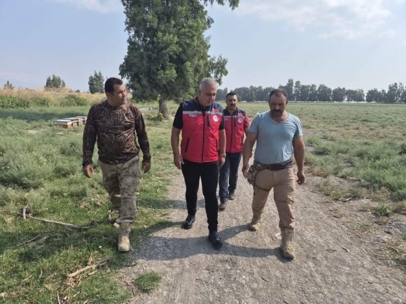 ANTAKYA’DA ARICILAR BAL SAĞIMINI SÜRDÜRÜYOR