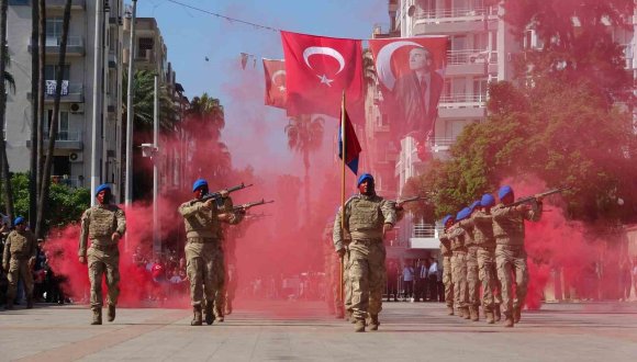 MERSİN’DE 30 AĞUSTOS ZAFER BAYRAMI COŞKUYLA KUTLANDI
