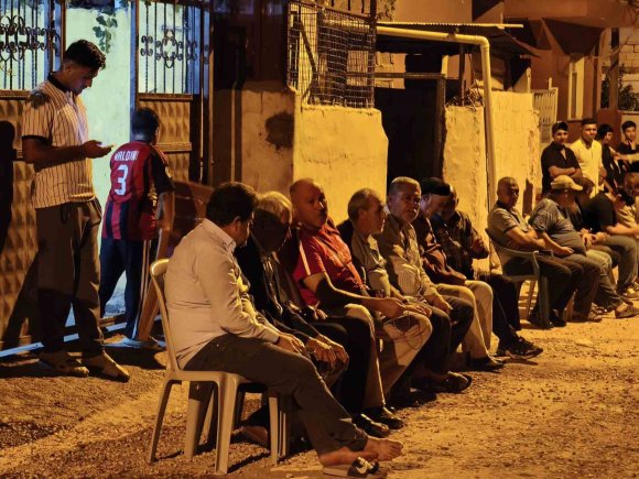 BATAN GEMİDE YOLCULUK YAPAN AĞABEY VE KARDEŞİNDEN HABER ALINAMIYOR