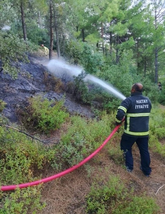 HASSA’DA ORMANLIK ALAN YANGINI KONTROL ALTINA ALINDI