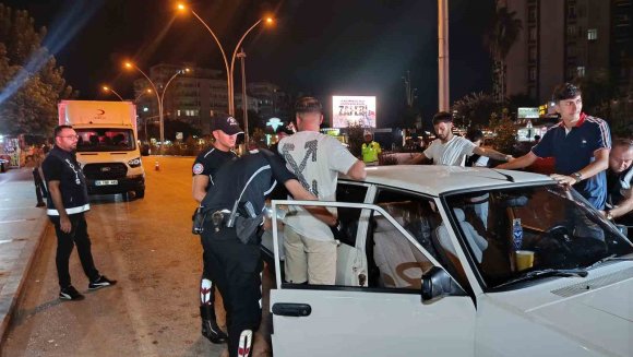 ADANA’DA ‘HUZUR VE GÜVEN’ UYGULAMASI: 1 MİLYON 94 BİN TL CEZA, 38 YAKALAMA