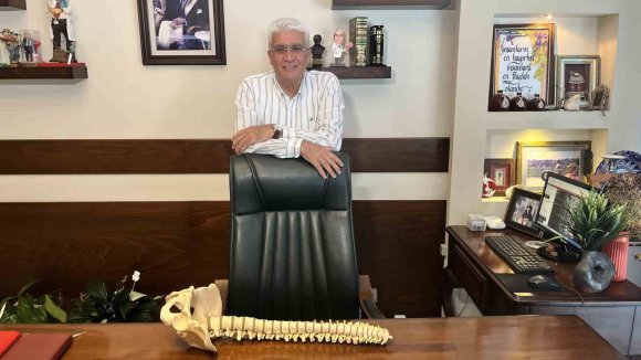 UZMANI UYARDI: "ÇOCUKLUKTAKİ HAREKETSİZLİK, GENÇLİKTE BEL VE BOYUN FITIĞINA YOL AÇIYOR"