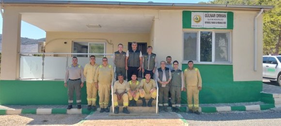 MERSİN’DE ORMAN YANGINI ALARMI: EKİPLER TEYAKKUZDA