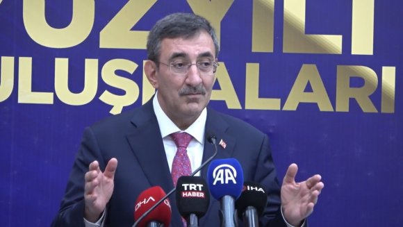 CUMHURBAŞKANI YARDIMCISI YILMAZ: "VESAYETTEN KURTULDUK, TERÖRDEN DE KURTULACAĞIZ"
