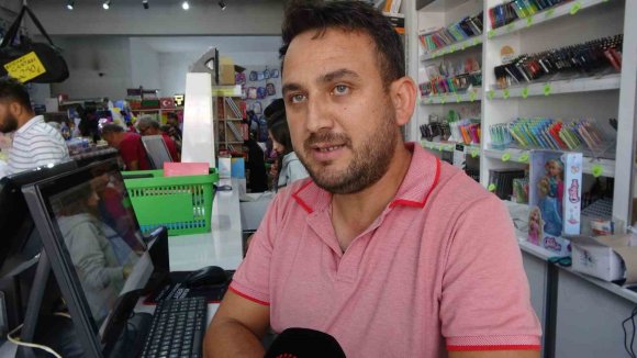 OKULLAR AÇILIYOR, KIRTASİYELERDE HAREKETLİLİK BAŞLADI