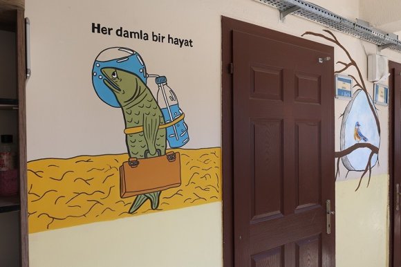 HATAY BÜYÜKŞEHİR BELEDİYESİ İLE OKULLAR RENGARENK OLUYOR