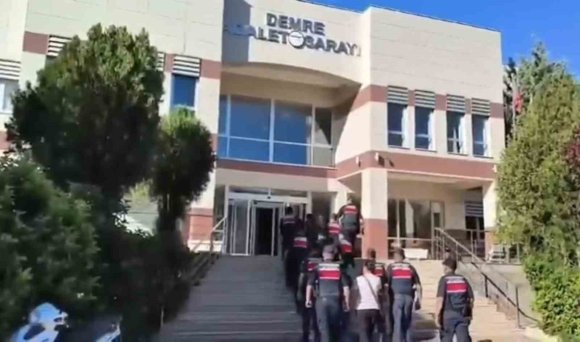 VİLLA VE BUNGALOV KİRALAMA İLANIYLA DOLANDIRICILIĞA 2 TUTUKLAMA