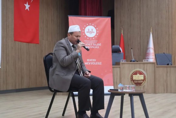 HATAY’DA "PEYGAMBERİMİZ VE GÜZEL AHLAK" TEMALI MEVLİD-İ NEBİ PROGRAMI DÜZENLENDİ