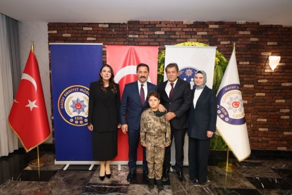 EMNİYET MÜDÜRÜ RÜŞTÜ YILMAZ ONURUNA HATAY’DA VEDA YEMEĞİ DÜZENLENDİ