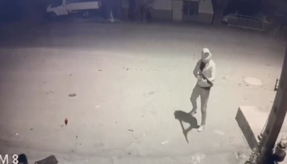 SEÇİM BROŞÜRÜ KAVGASINDA TEK KURŞUN İKİ KARDEŞE İSABET ETTİ: 16 YIL 8 AY HAPİS
