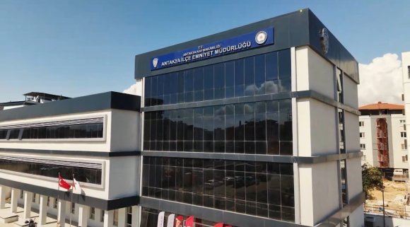 ANTAKYA İLÇE EMNİYET MÜDÜRLÜĞÜ YENİ HİZMET BİNASI TAMAMLANDI
