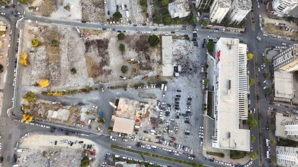 MERSİN’DE 138 MİLYON LİRALIK KENT MEYDANININ TEMELİ ATILDI