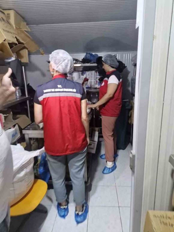 HATAY’DA OKULLARDA GÜVENİLİR GIDA DENETİMLERİ SIKLAŞTIRILDI