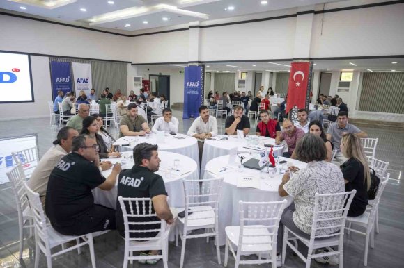 MERSİN’İN AFET RİSKLERİ İÇİN 5 YILLIK EYLEM PLANI HAZIRLANIYOR