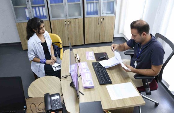 MERSİN BÜYÜKŞEHİR BELEDİYESİNDEN ÜNİVERSİTELİLERE 30 BİN TL’YE KADAR ÖĞRENİM YARDIMI