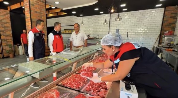 MERSİN’DE EŞ ZAMANLI GIDA DENETİMİ