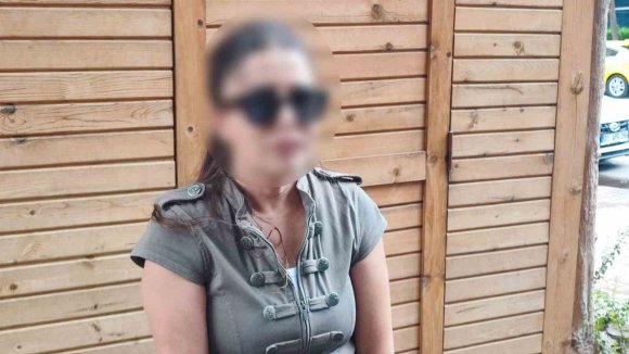 GENELEVDE KADINLARIN ODA KAVGASI