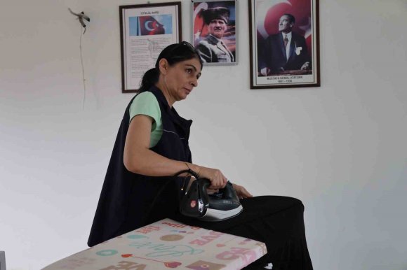 HBB’DEN BAŞARILI ÖĞRENCİLERE BURS, TABLET VE MENTÖRLÜK DESTEĞİ