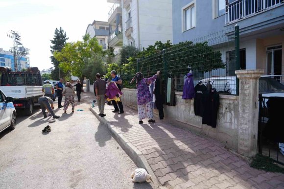 KEPEZ’DE PAZARLARDA KALDIRIM İŞGALİ VE HAKSIZ REKABETE GÖZ AÇTIRILMIYOR
