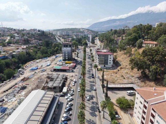 KIRIKHAN’DA 5 ANA ARTERDE ULAŞIM ALTYAPISI YENİLENDİ