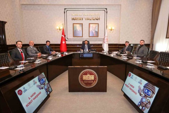 VALİ MASATLI, HATAYBOT ROBOT YARIŞMASI HAZIRLIKLARINI DEĞERLENDİRDİ