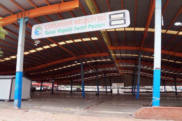 ÇUKUROVA’DA KAPALI SEMT PAZARLARI YENİLENİYOR
