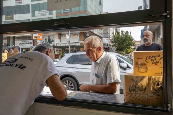 MERSİN’DE ÇÖLYAK HASTALARINA ÜCRETSİZ GLÜTENSİZ EKMEK VE UN DESTEĞİ
