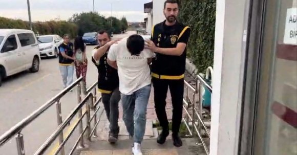 SEVGİLİSİNİN EVİNDE 3’ÜNCÜ KATTAN DÜŞMÜŞTÜ: 2 KİŞİ TUTUKLANDI
