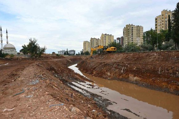 KEPEZ’DE SEL KABUSU TARİH OLUYOR: AY DERESİ’NDE 2 KİLOMETRELİK GÜVENLİK HAREKATI