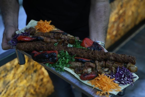 KABURGACI YAŞAR USTA, ULUSLARARASI ADANA LEZZET FESTİVALİ’NİN SPONSORLARINDAN OLDU